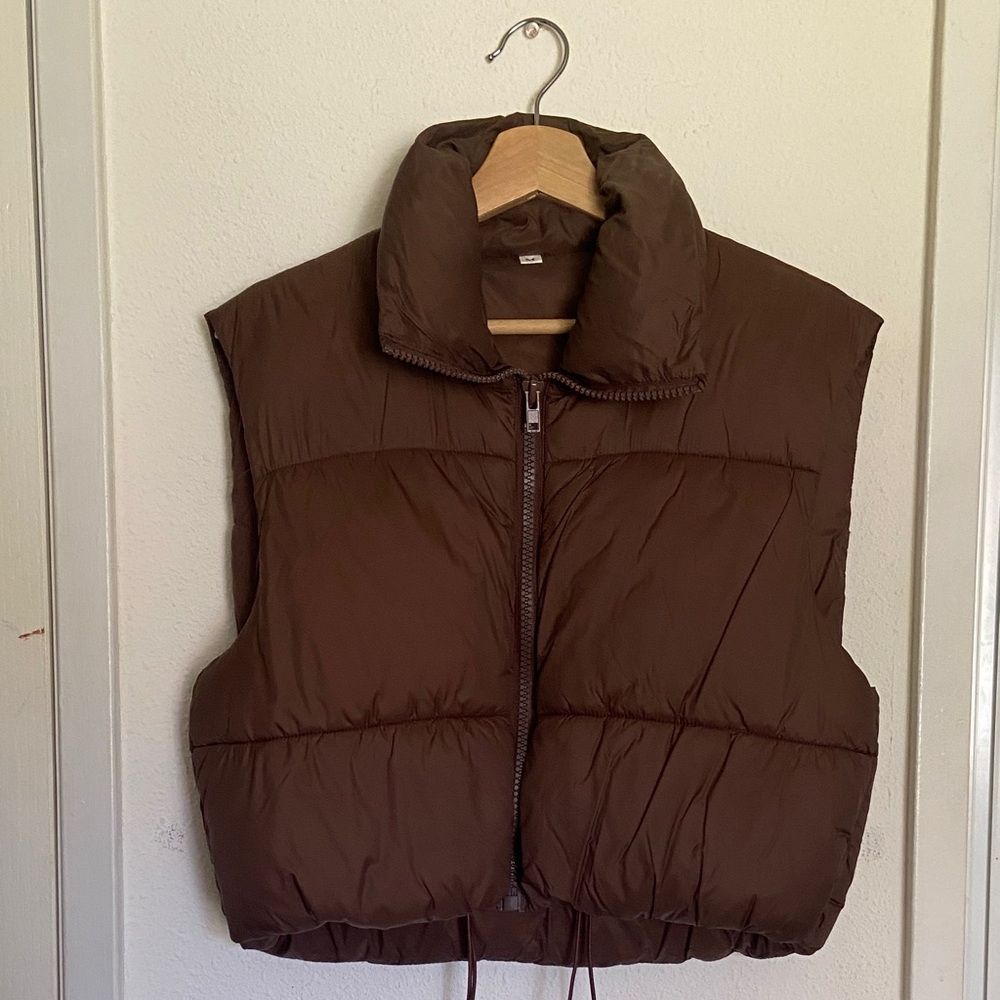 Cropped Chocolate Brown Puffer Vest - Medium